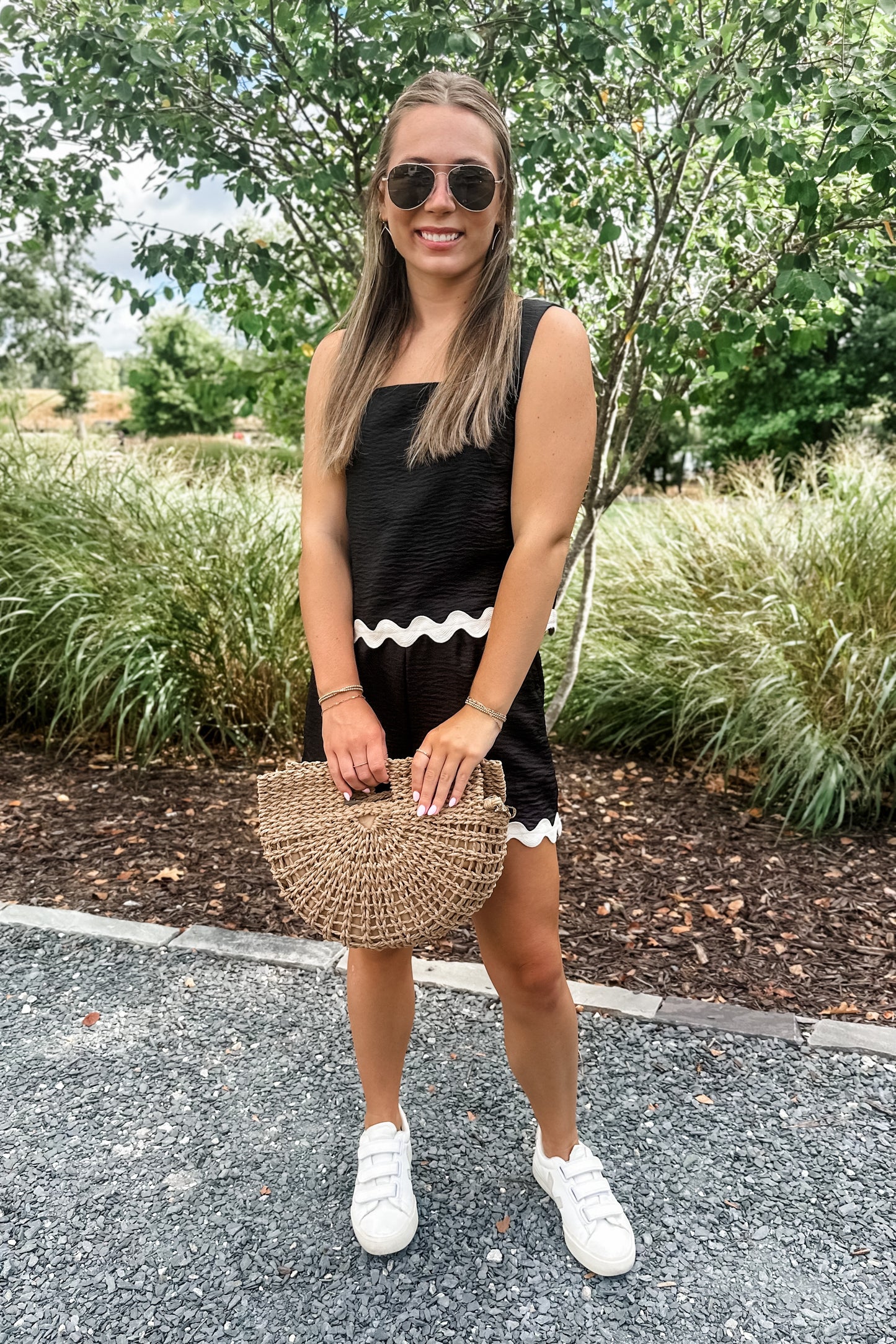 Lindsey Scalloped Linen Set