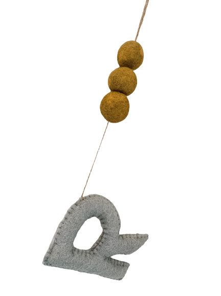 "Day Dreamer" Garland