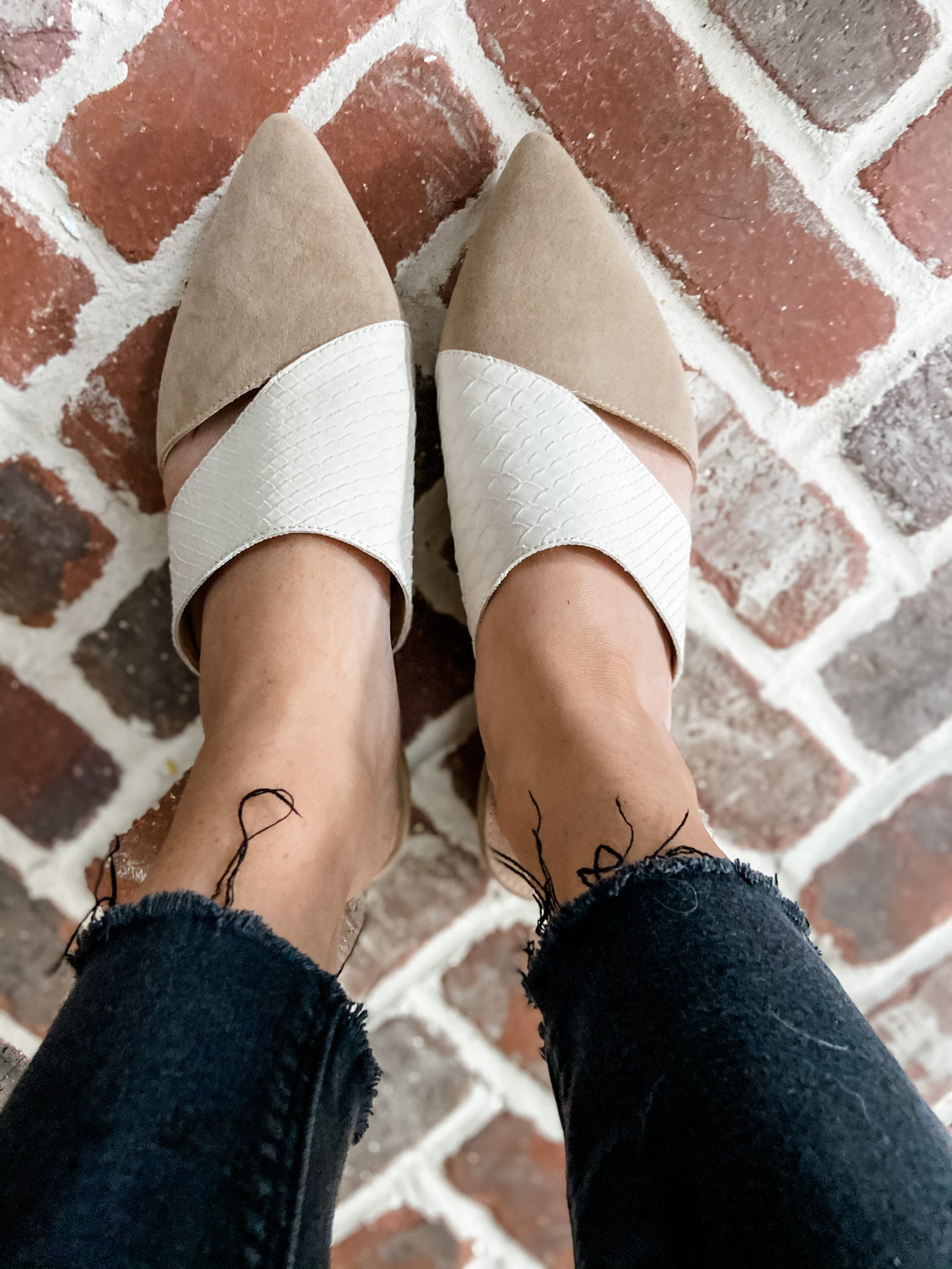 Subtle Snake Flats