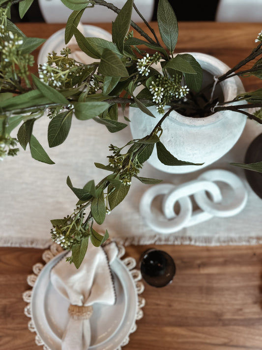 Welcome Spring: Must-Have Items to Refresh Your Home & Wardrobe