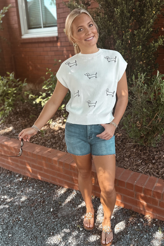 Hot Dog Sleeveless Sweater Top