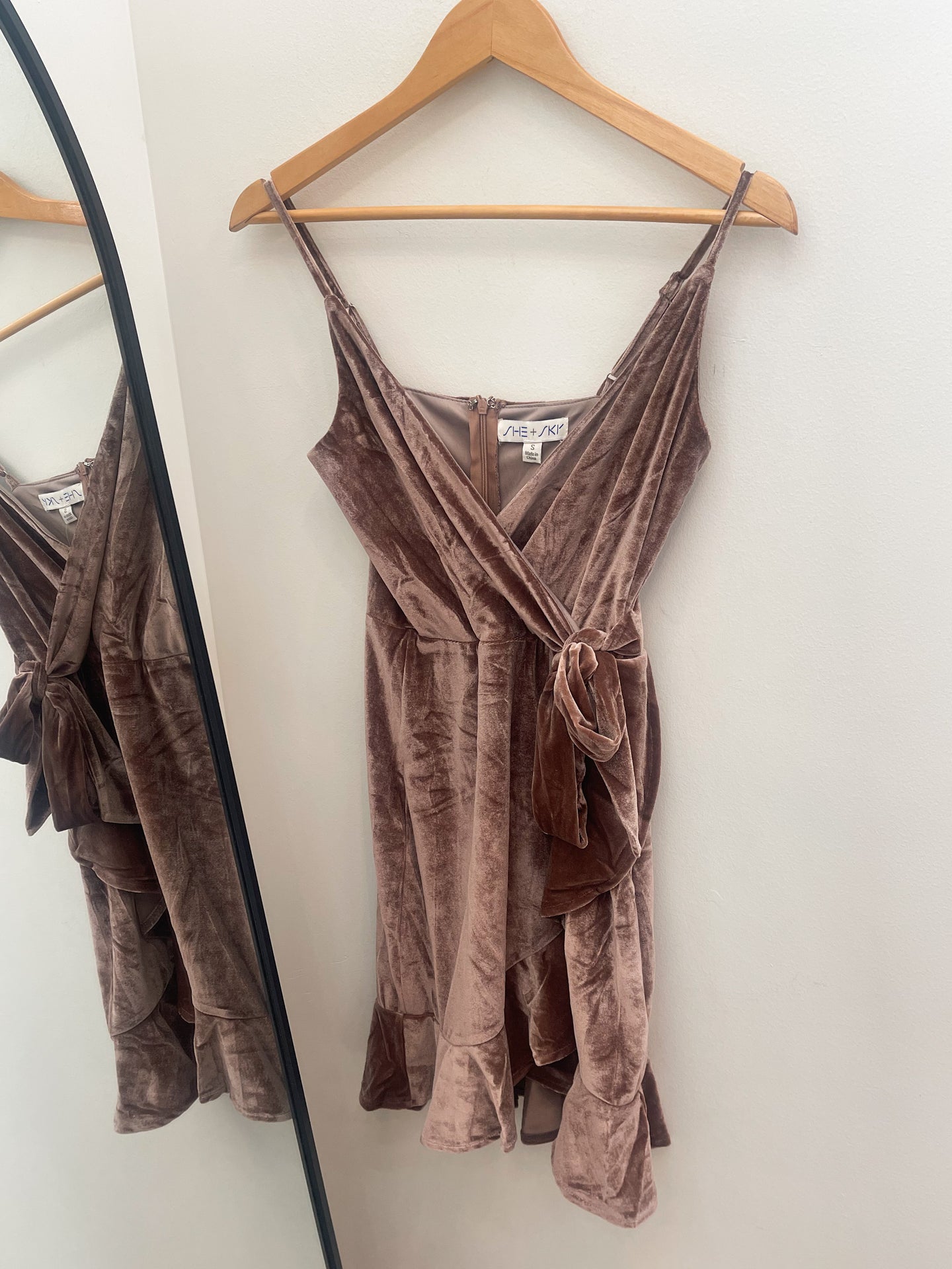 Christina Velvet Dress