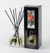 Load image into Gallery viewer, Bridgewater Holiday Reed Diffuser
