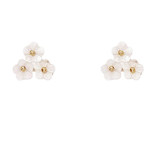 Cover me in Daisies Studs