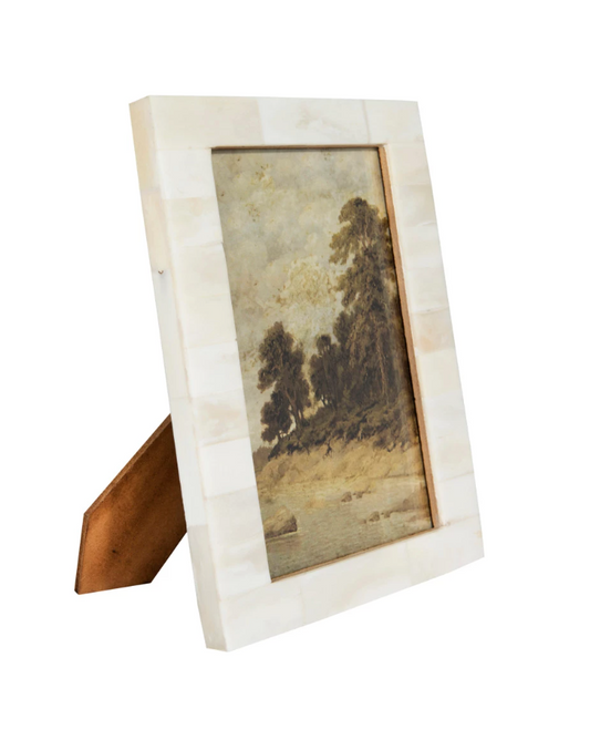 Reb Resin Photo Frame