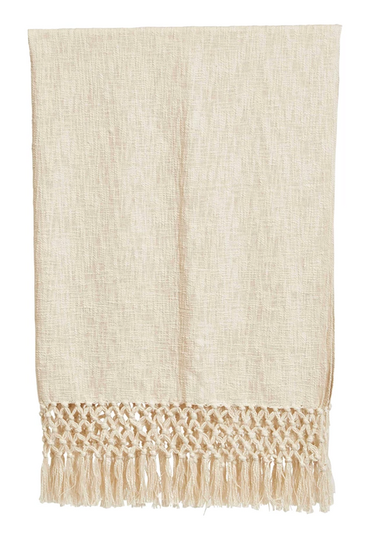 Nikki Throw