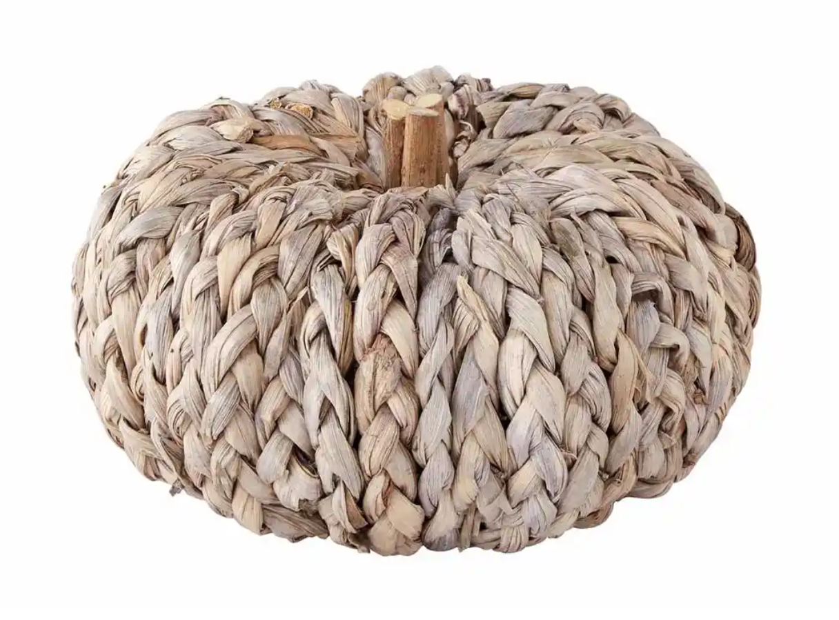 Cornhusk Pumpkins