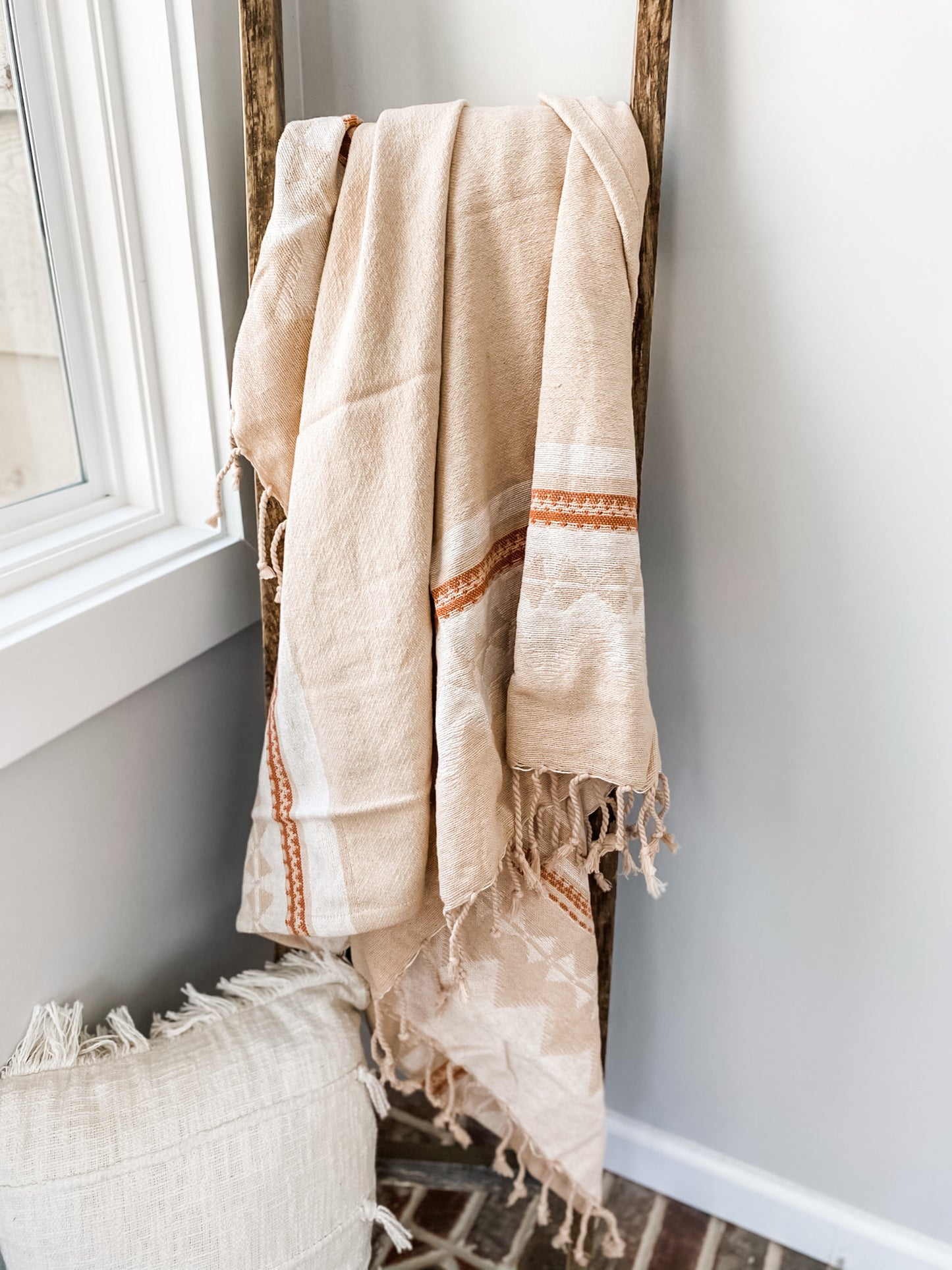 Oliver Throw Blanket