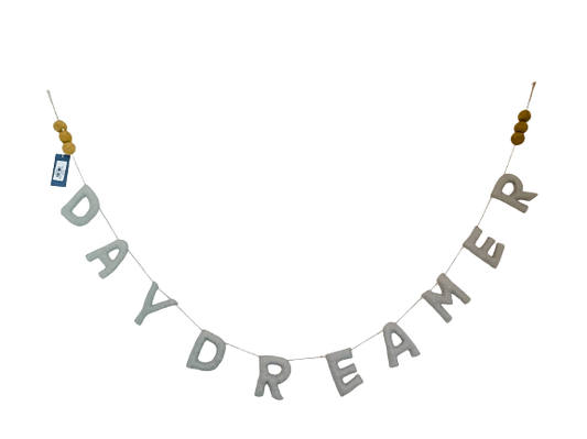 "Day Dreamer" Garland