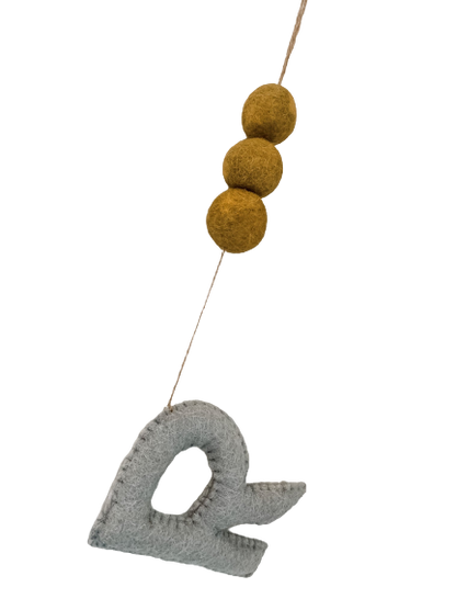 "Day Dreamer" Garland