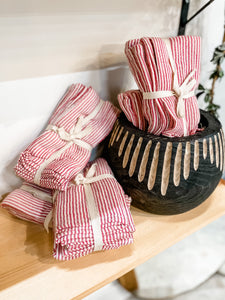 Red & White Napkins- Set of 4