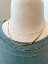 Load image into Gallery viewer, Dainty Chain Necklace
